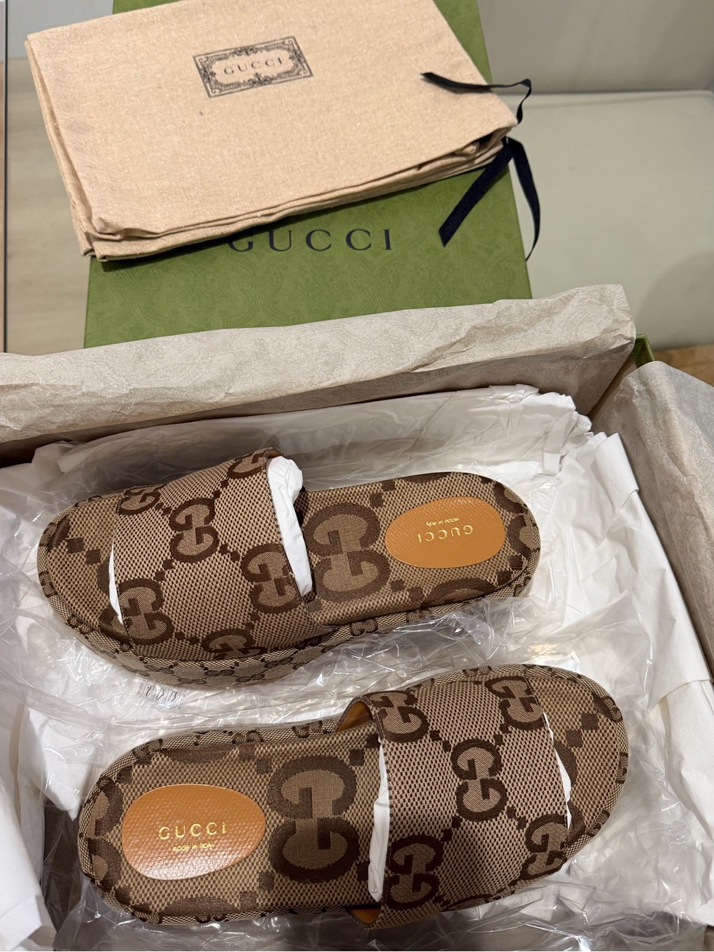 Gucci Women’s Platform Slide Sandal - Picture 4 of 7